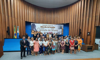 Assembleia Legislativa entraga Medalha Conceição dos Bugres em homenagem a artesãos