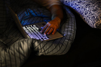 Insônia: especialistas alertam para riscos de remédios inadequados