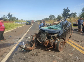 Jovem sem  CNH destrói veículo em acidente e tem lesão grave