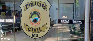 Homem é preso em Dourados após ameaçar esposa e filhos com arma de fogo