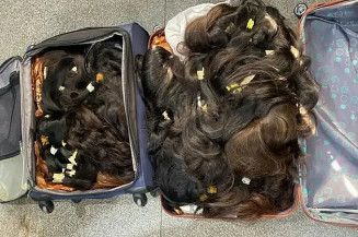 Policiais são presos suspeitos de roubar 50kg de cabelo humano em MS