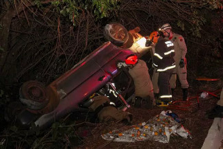 Acidente entre veículos deixa quatro homens feridos na MS-040, em Campo Grande
