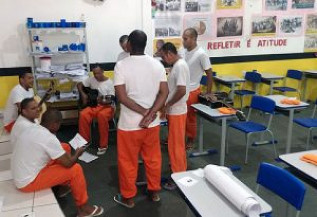 Enfrentamento à dependência química em presídios cresce 35% nos últimos quatro meses