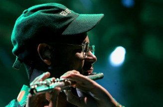 Emicida se encanta com plateia em Bonito e faz show histórico no Festival de Inverno