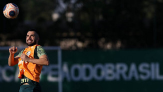 Venda de Bruno Henrique faz Palmeiras ter lucro e reduzir dívida