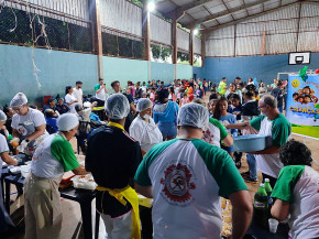 Templo Escola de Umbanda realiza ação social para crianças da periferia de Dourados
