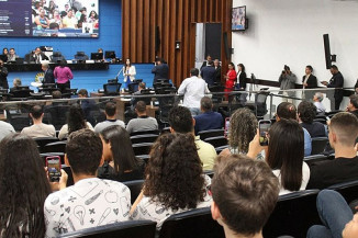 Simplificação do processo de abertura de empresas segue para sanção de Riedel