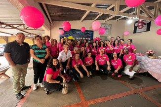 Dourados: ação de Zé Teixeira divulga importância do Outubro Rosa