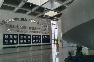 Projeto do Executivo altera o Programa MS Alfabetiza e cria o Prêmio Escola