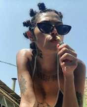 Na luta pela representatividade da mulher periférica, Pretisa se apresenta como revelação do hip-hop douradense