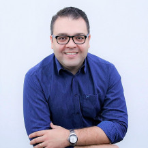 Enquete: Se a eleição fosse hoje, você votaria no prefeito Alan Guedes?