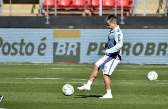 Santos aceita proposta de quase R$ 40 milhões e aguarda decisão de Soteldo