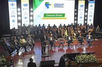 Governo do MS repassou mais de R$ 5 bilhões aos 79 municípios em 2023