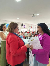 Gleice e movimentos sociais debatem com ministra políticas às mulheres de Dourados e MS