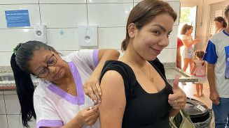 Plantão de Carnaval vacinou mais de mil douradenses contra dengue em Dourados