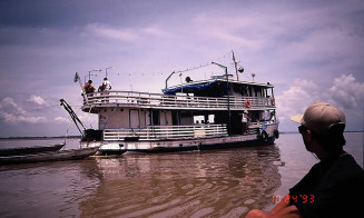 Pesquisadores fazem expedição em busca de peixes-elétricos na Amazônia