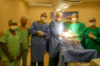 Médicos de MS realizam procedimento inédito para desobstrução de vias biliares