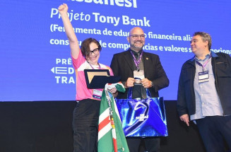 Professora sul-mato-grossense, Daniele Bassanesi vence prêmio nacional de educação
