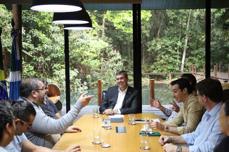 Governo atende reinvindicação antiga e profissionais da Saúde terão correção no valor dos plantões