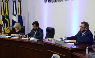 Vereadores aprovam quatro projetos e mantêm um veto em sessão nesta quarta em Dourados