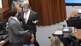 Agressões: Pedrossian e Lídio discutem e se empurram durante votação de requerimento