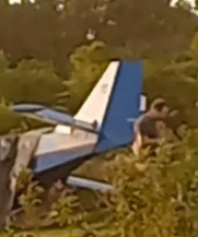 Avião que fazia propaganda para circo cai em Bela Vista