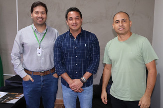 Naviraí e Sicredi estabelecem parceria visando projetos ligados à Educação