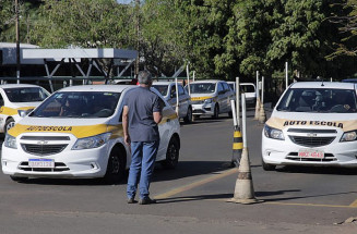 Detran-MS cria formulário para alunos avaliarem instrutores de autoescola