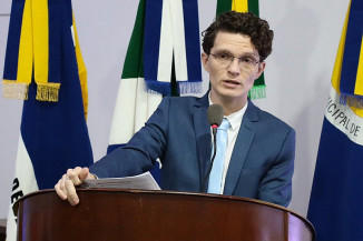 Franklin solicita manutenção urgente na Feira Livre do Parque dos Ipês