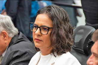 Violência Política de Gênero é tema de Projeto de Lei em memória à Dorcelina Folador, proposto por Gleice Jane