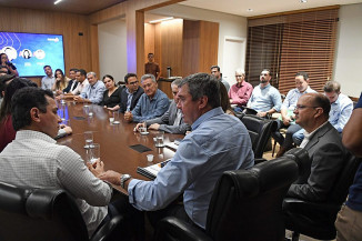 Naviraí: Sacuno e vereadores reivindicam R$ 80 milhões para Naviraí; R$ 16 milhões serão aplicados em recapeamento