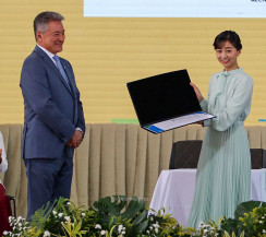 Hashioka prestigia vinda da princesa Kako do Japão e entrega título de visitante ilustre
