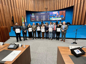 Deputado Hashioka e presidente Gerson entregam moção de congratulação a IFMS de Nova Andradina