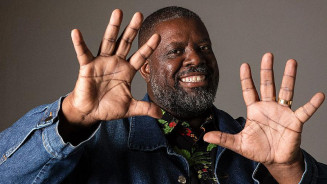 Péricles será a atração principal do show de aniversário da UFGD, dia 29 de agosto