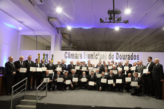 CMD: Câmara presta homenagem aos 45 anos da Loja Maçônica CERES
