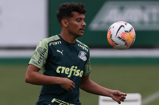 Palmeiras diz que Scarpa e mais três funcionários testaram positivo para a Covid-19 pela segunda vez