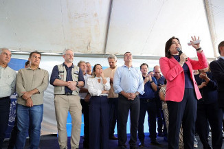 Lideranças políticas destacam potencial de Dourados em inauguração de policlínica