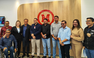 Dill do Povo acompanha senador Nelsinho Trad em importante agenda no Hospital Evangélico de Dourados