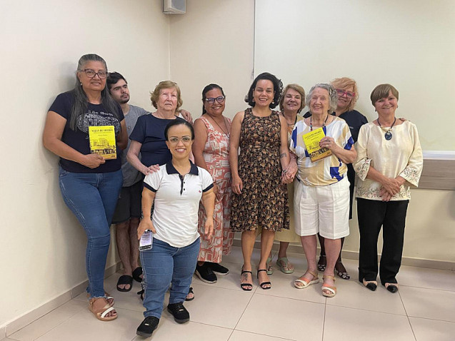 Tarde especial: beneficiárias da Cassems revisitam história de Delinha - a dama do rasqueado