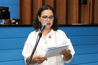 Prof.ª Gleice Jane termina 2025 como a 2ª parlamentar com mais propostas na Assembleia