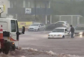 Após temporal histórico, Maracaju monta acampamento para socorrer população