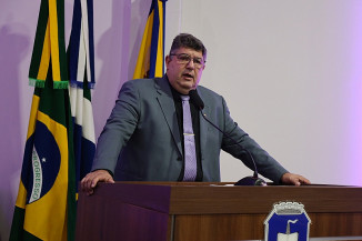 Yuri cobra decreto federal exclusivo nas aldeias de Dourados e mais recursos para conter chikungunya