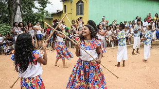 Quilombo mantém tradição centenária, símbolo da resistência negra