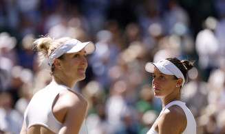 Brasileira Luisa Stefani é vice-campeã no torneio de Wimbledon