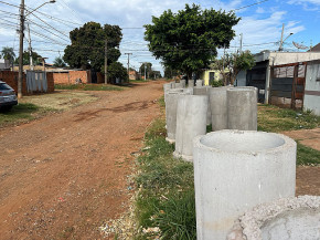 Obras de drenagem e asfalto chegam ao Los Angeles