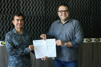 Marçal Filho sugere para Alan melhorias no estacionamento rotativo