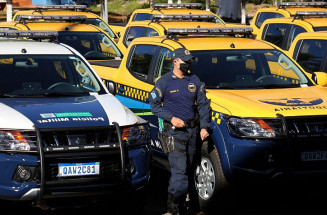 Governo entrega 28 motoniveladoras e 127 viaturas nesta segunda-feira